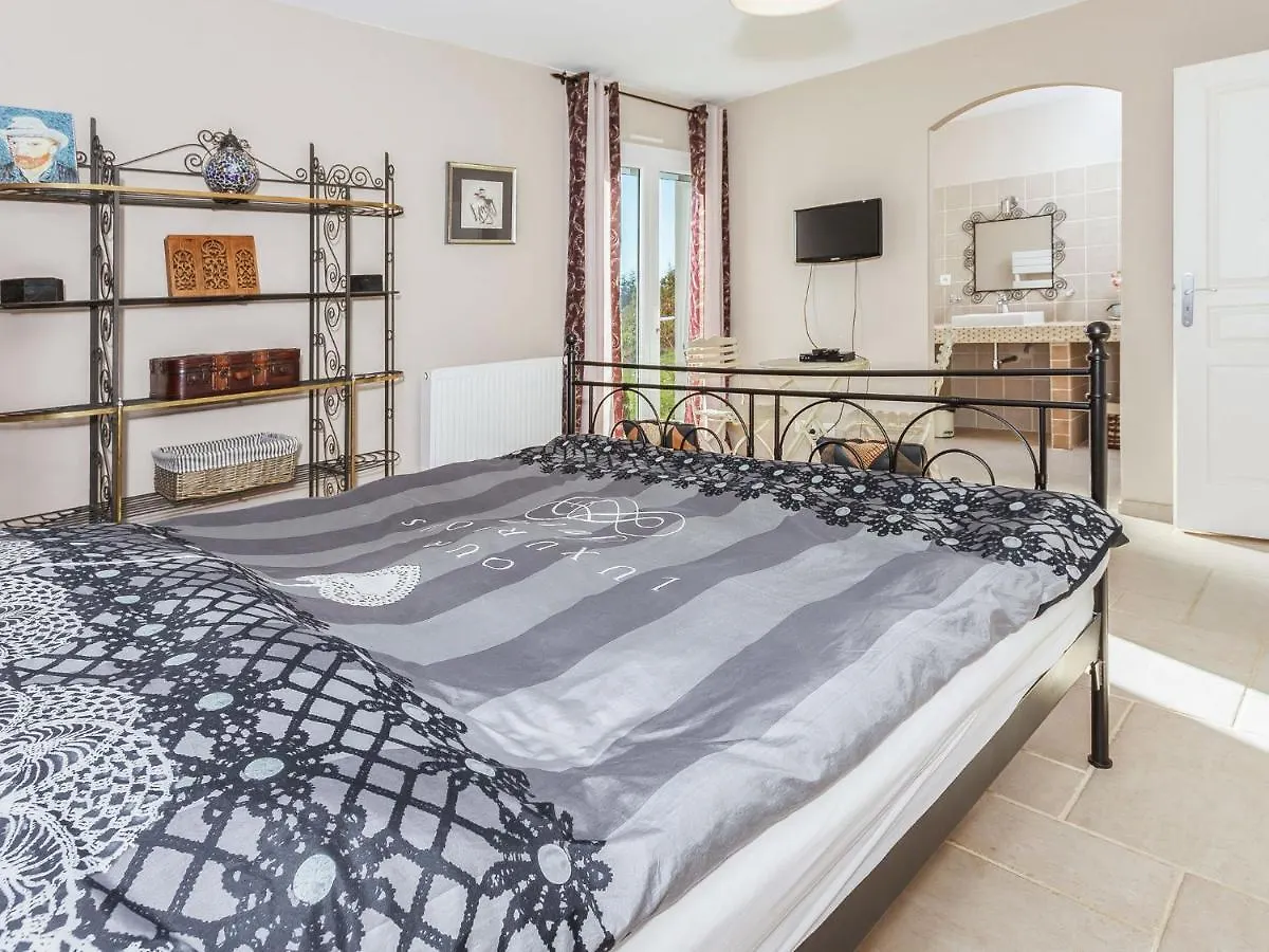 Luxury Villa In Cazals With Swimming Pool フランス